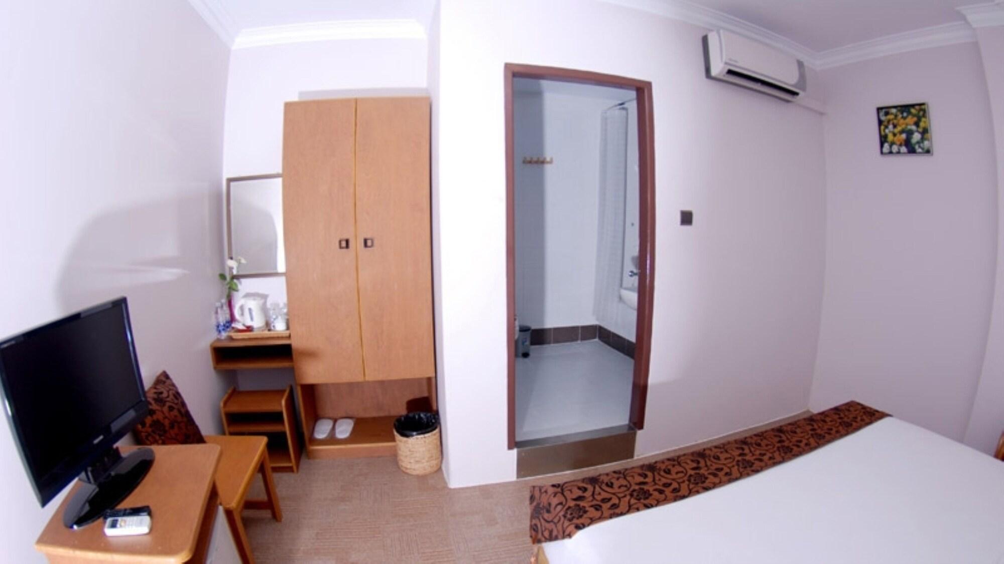 Holiday Hotel Yangon Exterior foto